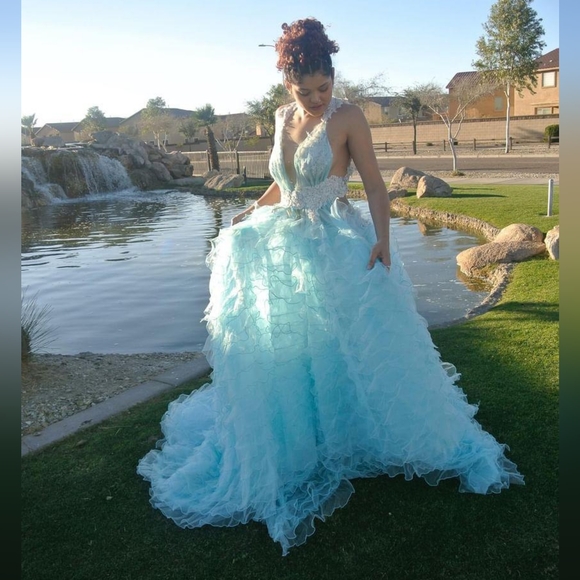"ATLANTIS" Ocean Blue & White Boho Wedding Ballgown Set - Picture 4 of 14